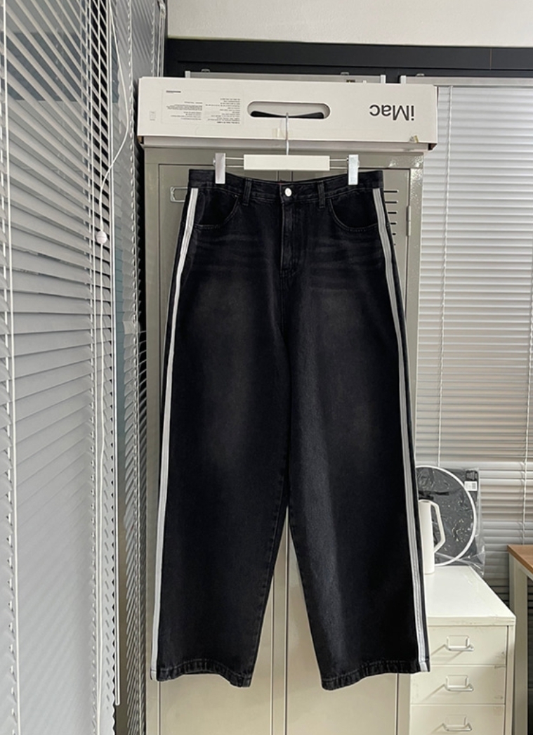 HUECLOSET Track Black Wide Denim Pants