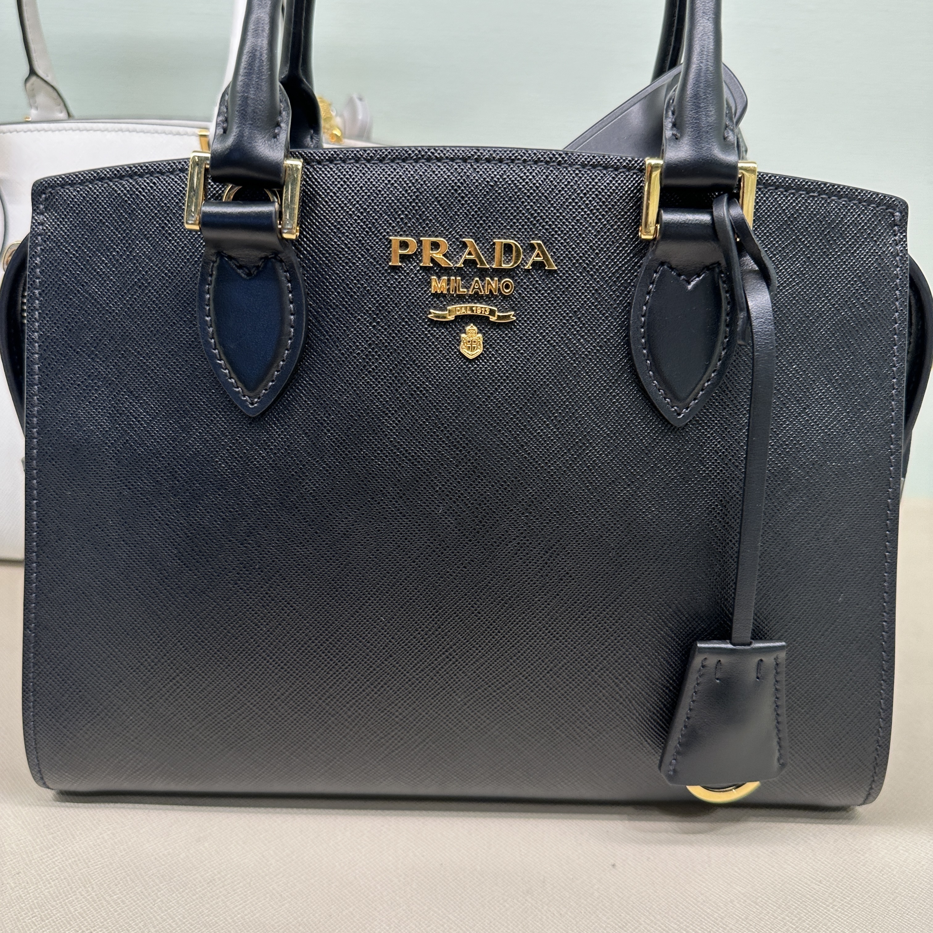 【VIPセール】PRADA プラダ レディース ショルダーバッグ 1BD231 VIPセール】PRADA プラダ レディース ショルダーバッグ 1BA380