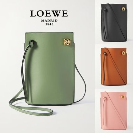 LOEWE x ショルダーバッグ・ポシェット(レディース) - 海外通販のBUYMA