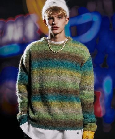 TXTスビン着用MSKN2NDのGRADATION SWEATER 全2色