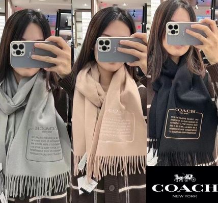Coach x マフラー・ストール(レディース) - 海外通販のBUYMA