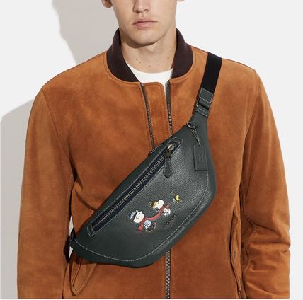 Coach(コーチ) ショルダーバッグ(メンズ) - 海外通販のBUYMA