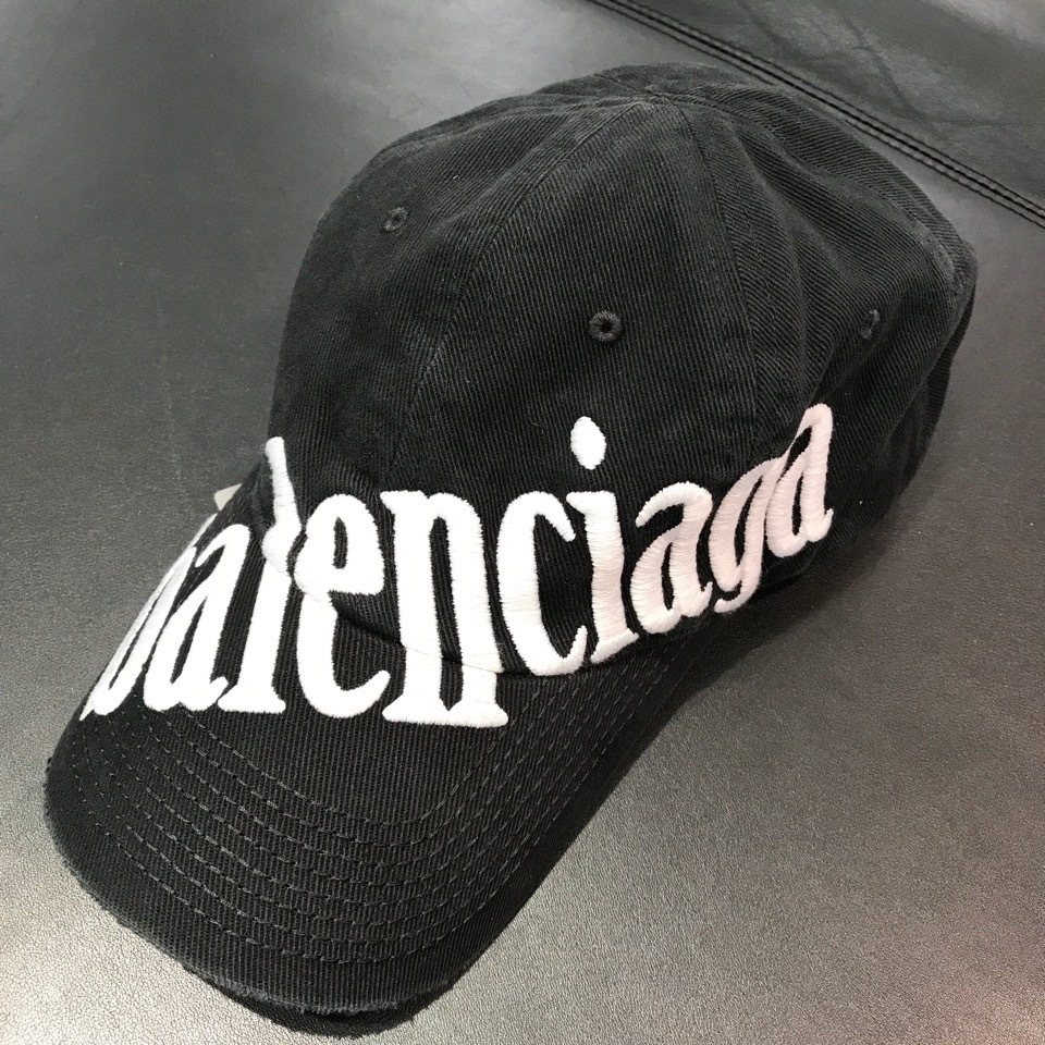 高級品市場 SALE! VIP 【BALENCIAGA】Big ベースボールキャップ Logo