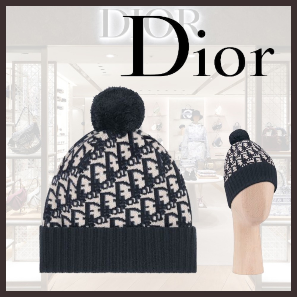 【DIOR】【国内発送】ポンポン ビーニー カシミヤ♪ 【DIOR】【国内発送】ポンポン ビーニー カシミヤ♪