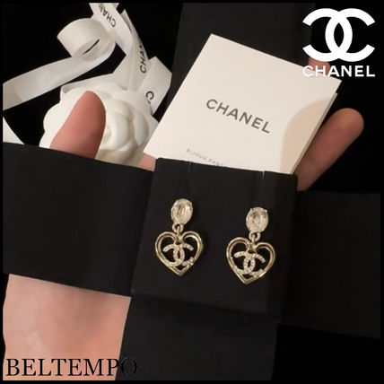 ハート ピアス CHANEL(シャネル) - 海外通販のBUYMA