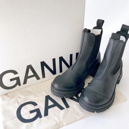 Ganni(ガニー) ブーツ(レディース) - 海外通販のBUYMA