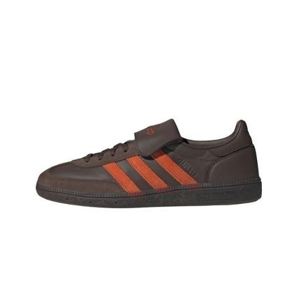 adidas(アディダス) スニーカー(メンズ) - 海外通販のBUYMA