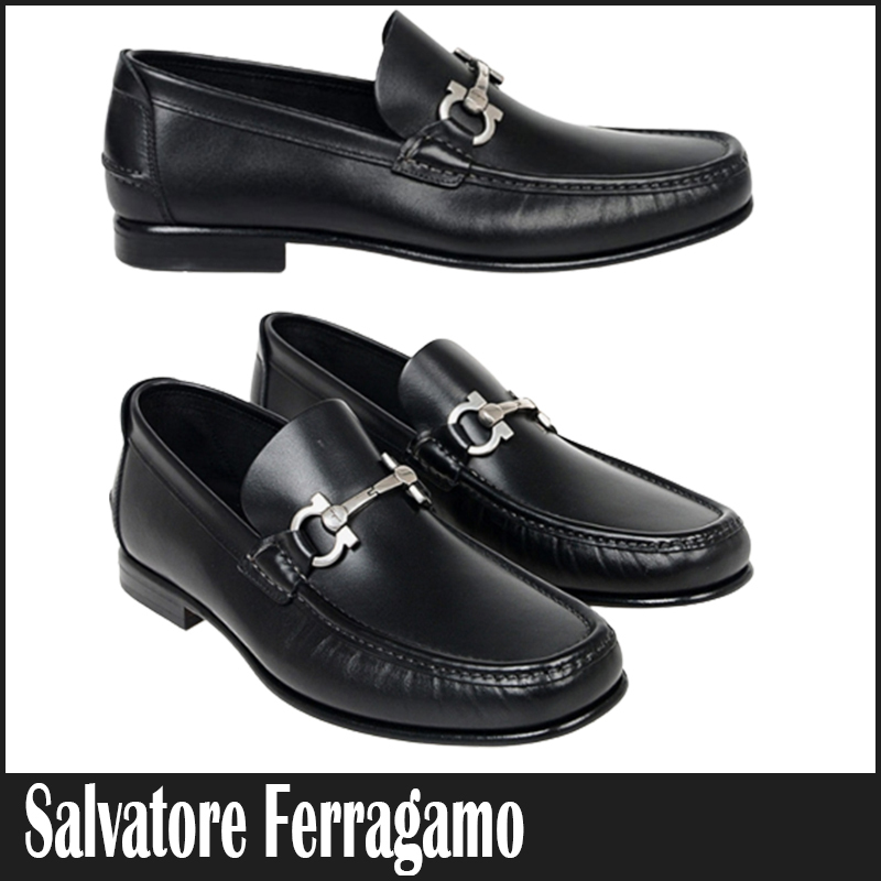 ☆送料関税込☆Salvatore Ferragamoブラックレザーローファー★