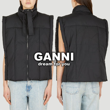 Ganni(ガニー) ダウンベスト(レディース) - 海外通販のBUYMA