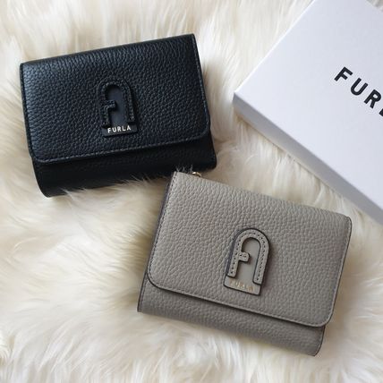 FURLA(フルラ) 折りたたみ財布(レディース) - 海外通販のBUYMA
