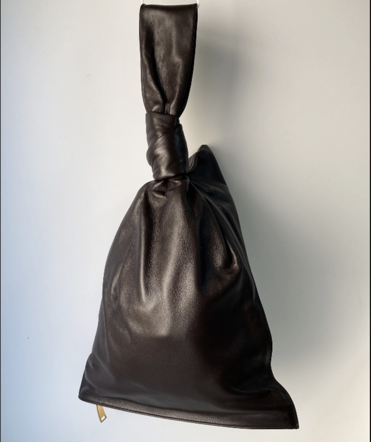 BOTTEGA VENETA ☆ツイスト TWIST