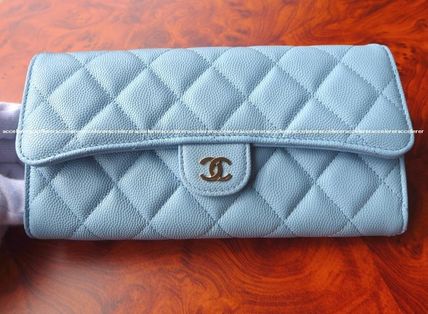 お年玉大セール‼️【希少‼️レアカラー】CHANEL ブルー系 長財布