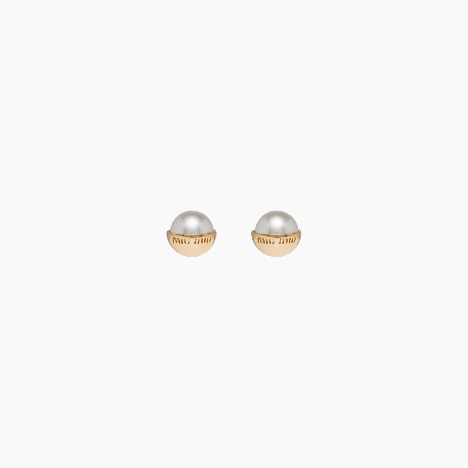 全国宅配無料 【MIUMIU】パール付きメタルピアス ピアス 色・サイズを