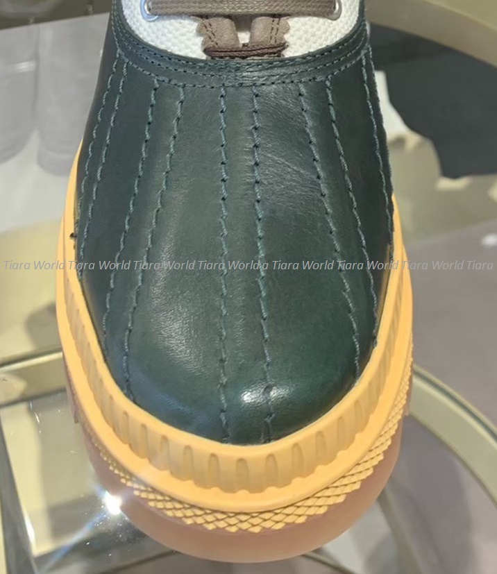 お洒落な色合い★Jimmy Choo OSKAR ダックブーツ SEA GREEN お洒落な色合い☆Jimmy Choo OSKAR ダックブーツ SEA GREEN