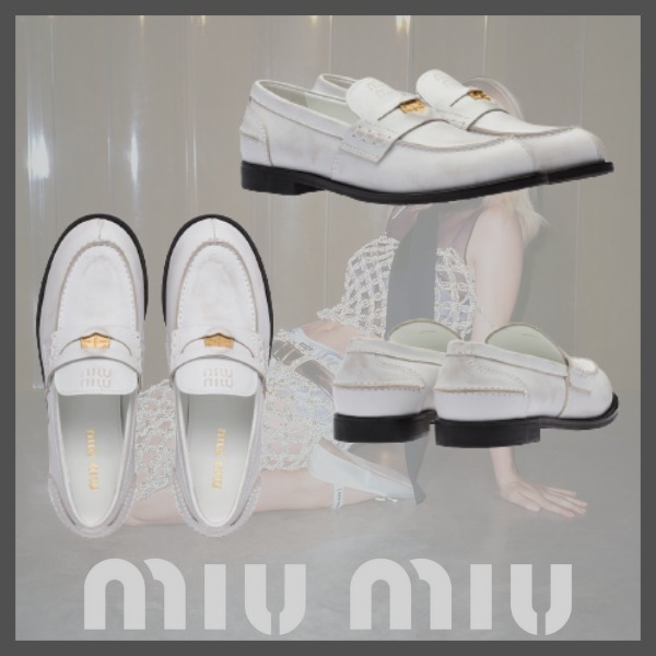 大人気★直営店★MIUMIU★ レザー ペニーローファー
