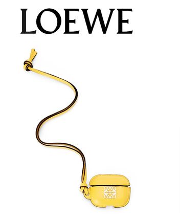 airpods ケース LOEWE(ロエベ) レディース - 海外通販のBUYMA