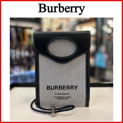 ☆Burberry☆ ツートンキャンバス レザ― スマホケース