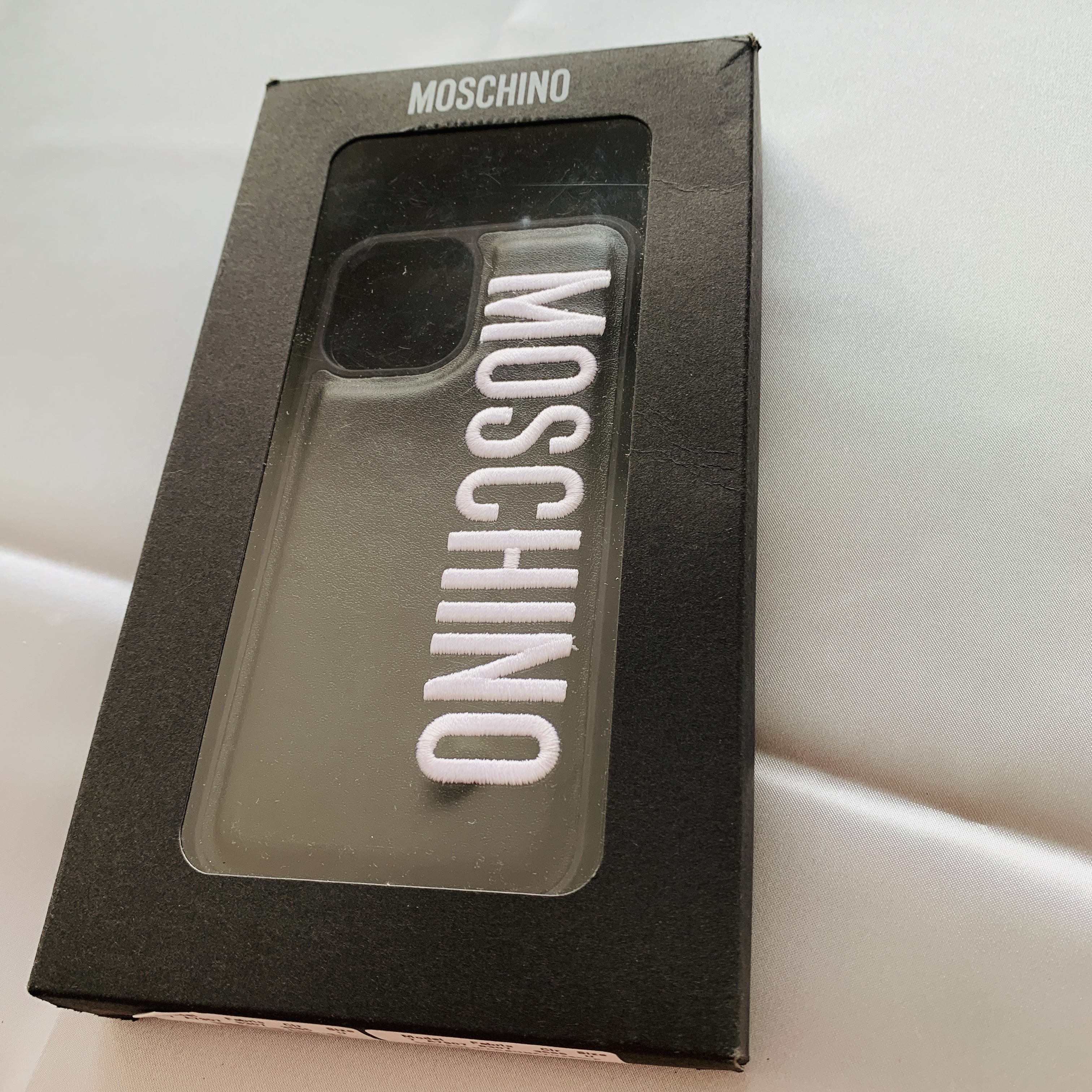 MOSCHINO 12Pro iPhoneケース 12ProMax ストラップ ロゴ 関送込】MOSCHINO ロゴ ストラップ付 iPhone12/12Pro/12Promax