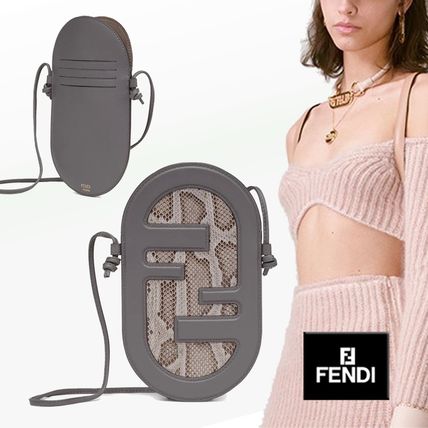 ショルダー付きスマホケース FENDI(フェンディ) iPhone・スマホケース ...