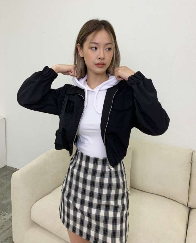 【WONDER WONDER】Rupo two-pocket collar cropped zip-up JK JP WONDER WONDER】Rupo two-pocket collar cropped zip-up JK JP