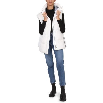 CANADA GOOSE(カナダグース) ダウンベスト(レディース) - 海外通販のBUYMA