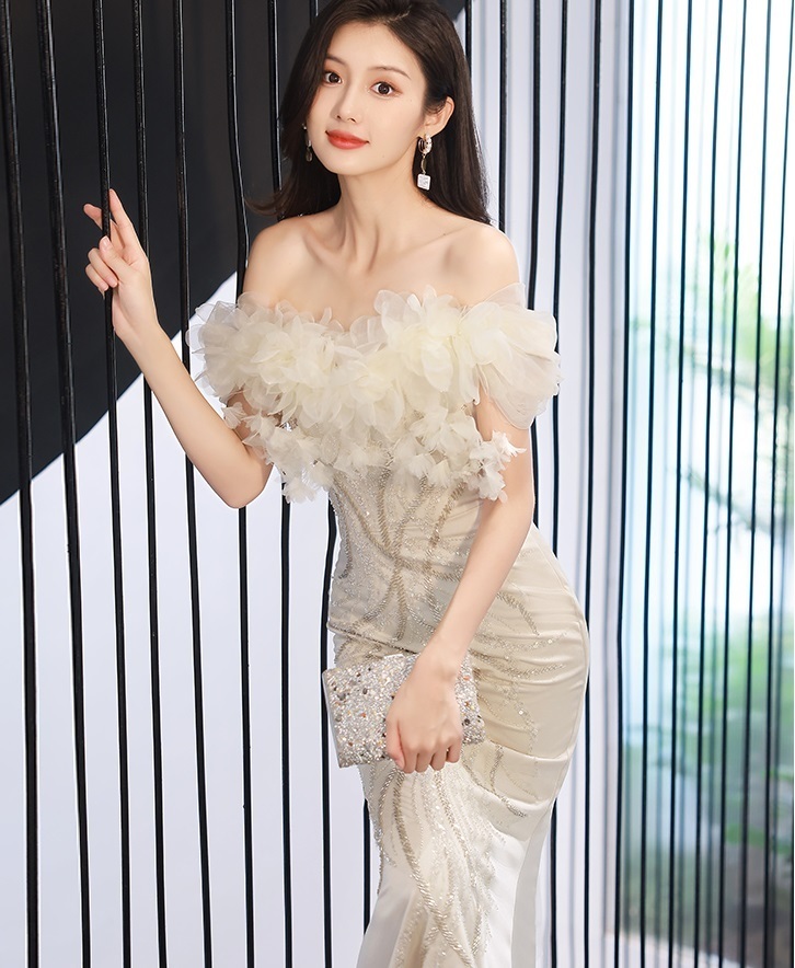 フリルオフショルダードレスパーティー演奏会結婚式 フリルオフショルダー パーティドレス 演奏会【S〜XL