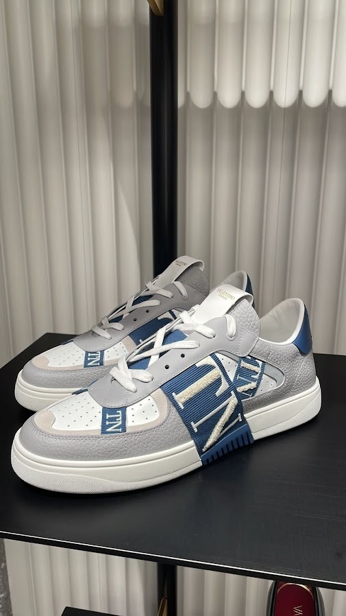新品】valentino スニーカー 25.5センチ | angeloawards.com