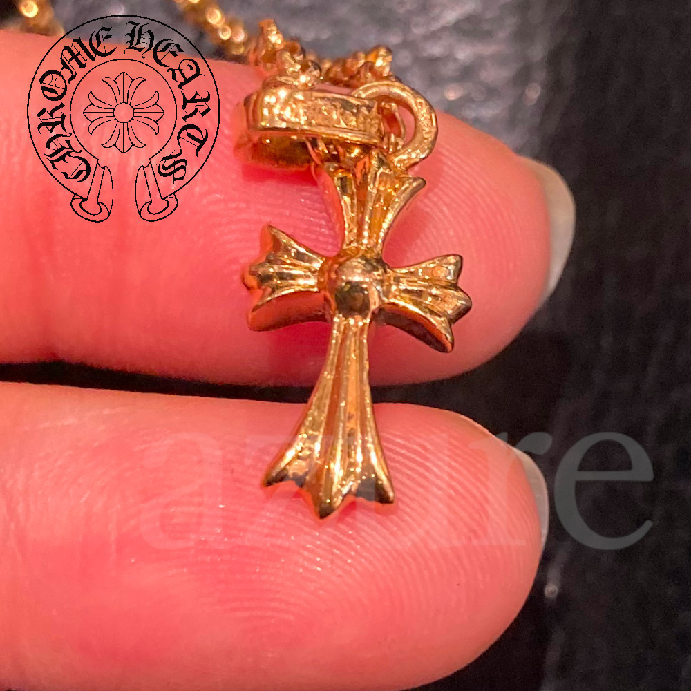 直営店仕入れ♪CH CROSS Babyチャーム GOLD 男女兼用