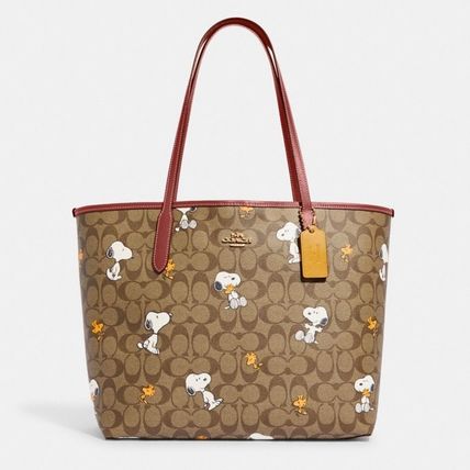 peanuts スヌーピー Coach(コーチ) バッグ・カバン(レディース) - 海外 ...