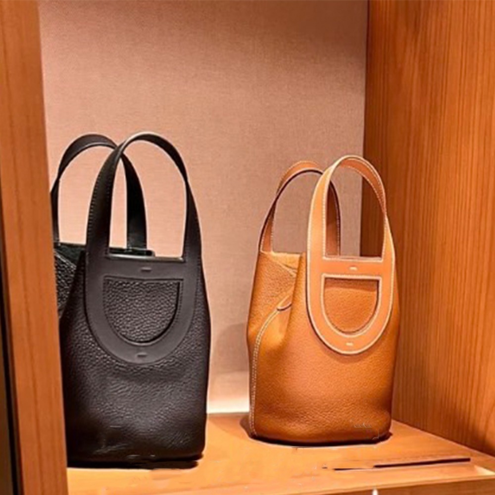 入手困難・大人気♡【HERMES】インザループ23 バッグ gold 楽天市場】【新品】エルメス HERMES インザループ 23《イン・ザ