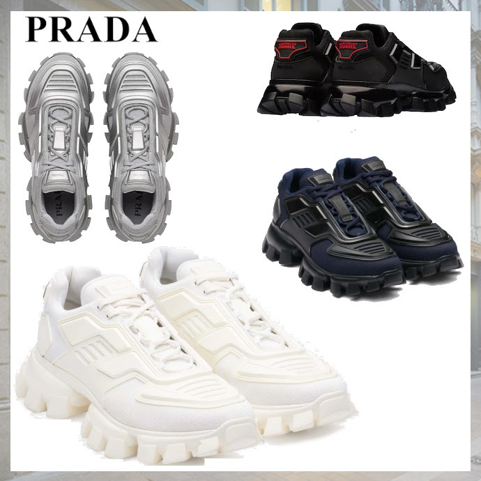 【PRADA】クラウドバスト サンダー スニーカー 在庫確認願います