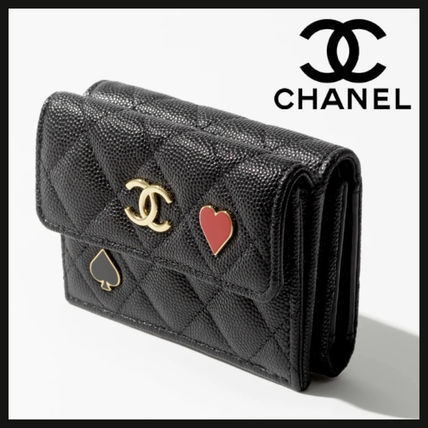 三つ折り CHANEL(シャネル) 財布・小物(レディース) - 海外通販のBUYMA