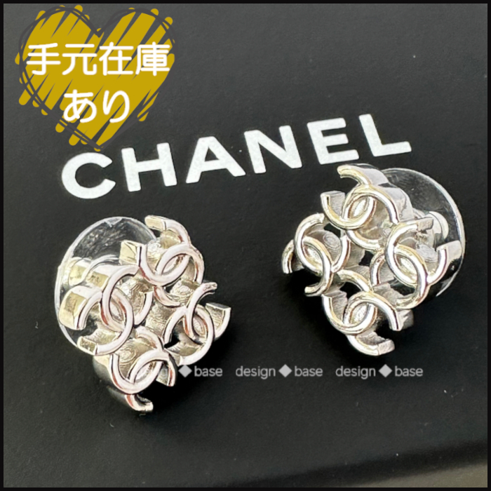 ★とってもお洒落♪ 小ぶりサイズ【 CHANEL 】ピアス