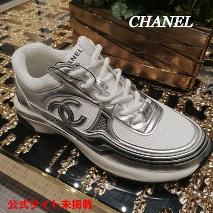 スニーカー CHANEL(シャネル) メンズ - 海外通販のBUYMA