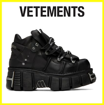 VETEMENTS(ヴェトモン) スニーカー(メンズ) - 海外通販のBUYMA