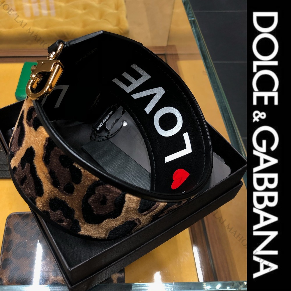 DOLCE&GABBANA レオパード柄＆LOVEショルダーストラップ