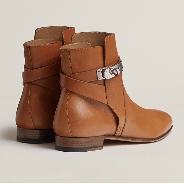 秋冬の足元を彩る【HERMES】Neo ショートブーツ 《ネオ》2色