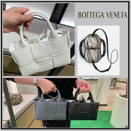 BOTTEGA VENETA Totes Casual Style Unisex Lambskin 2WAY 3WAY Plain Leather