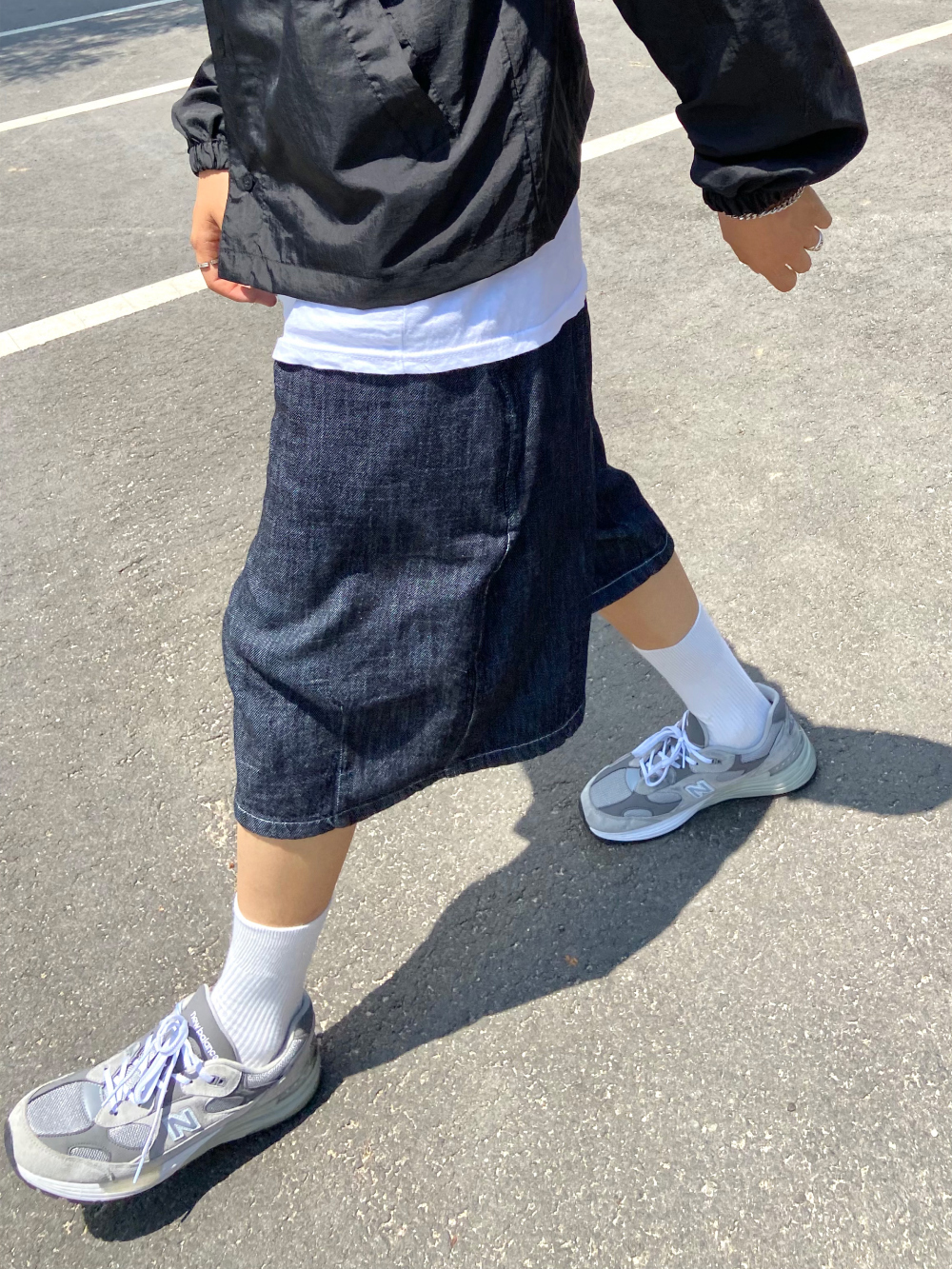 【DISCERNMENT】Line Hemo Linen Denim Bermuda Pants 8 Pants DISCERNMENT】Line Hemo Linen Denim Bermuda Pants 8 Pants