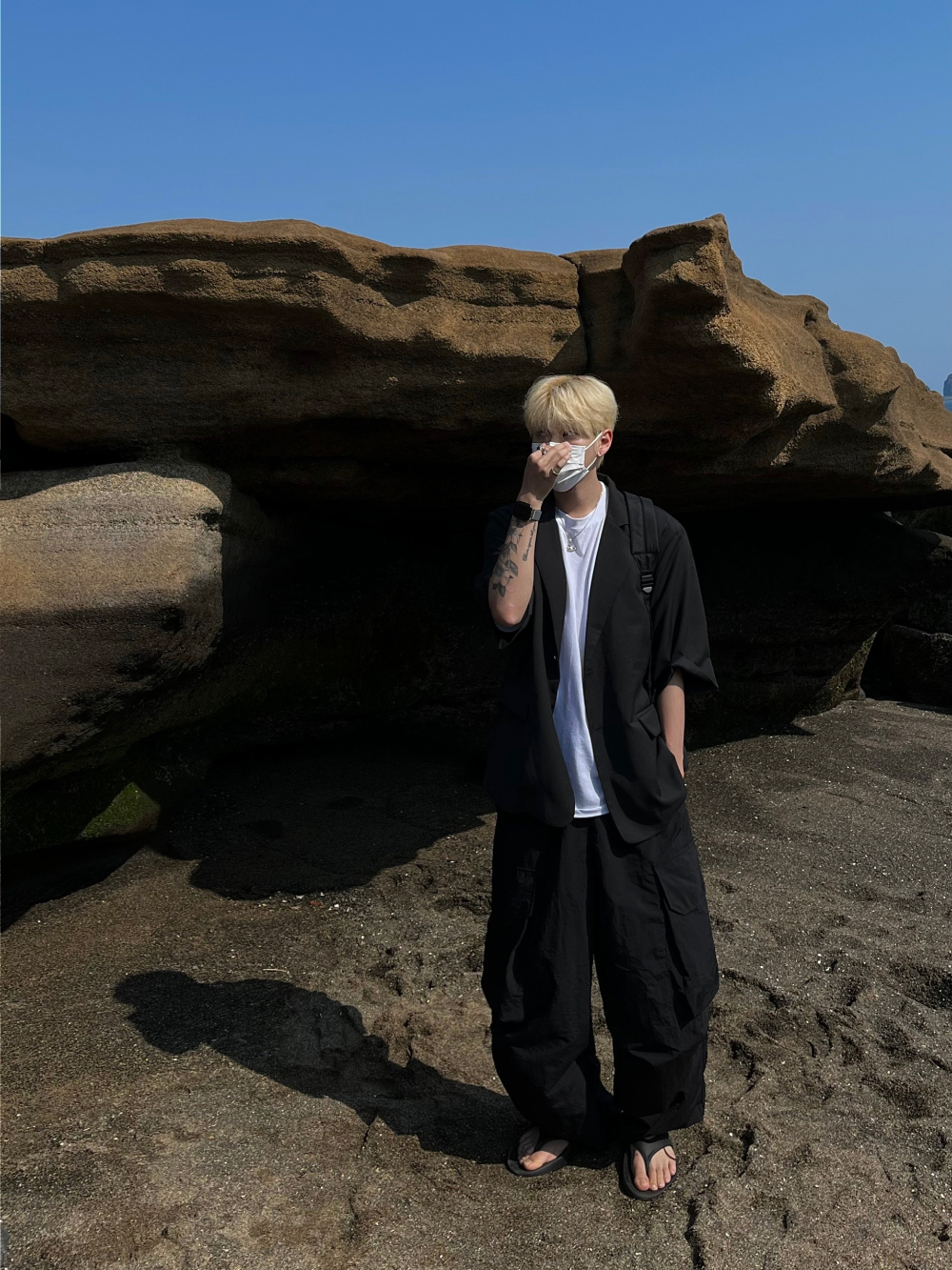 DISCERNMENT】S/S Deep Black Big Pocket Nylon Balloon Pants