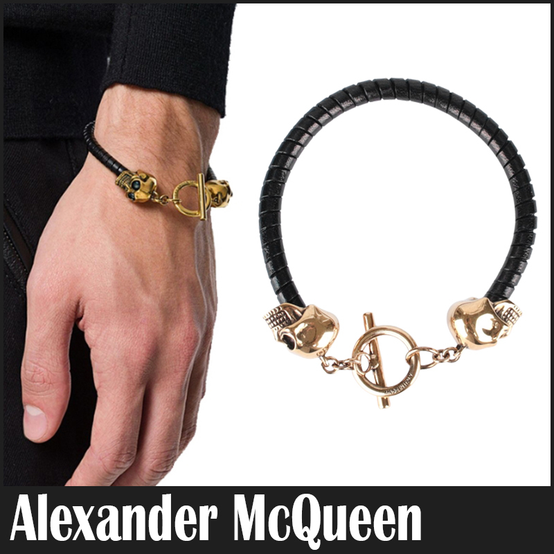 送料関税込☆Alexander McQueen ロゴ Tバー スカル ブレスレット