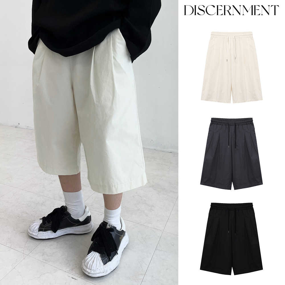 【DISCERNMENT】Basic Cotton Two Tuck Bermuda Pants