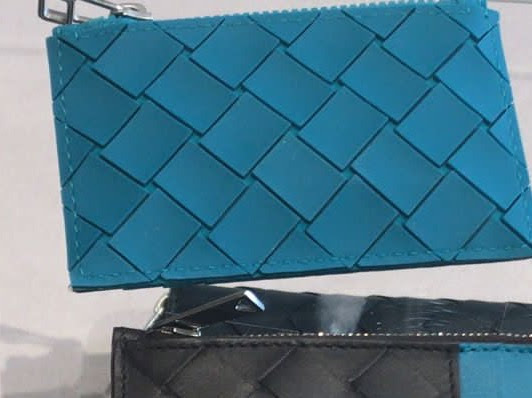 【関税込/国内発】◆BOTTEGAVENETA カードケース ギフト包装可