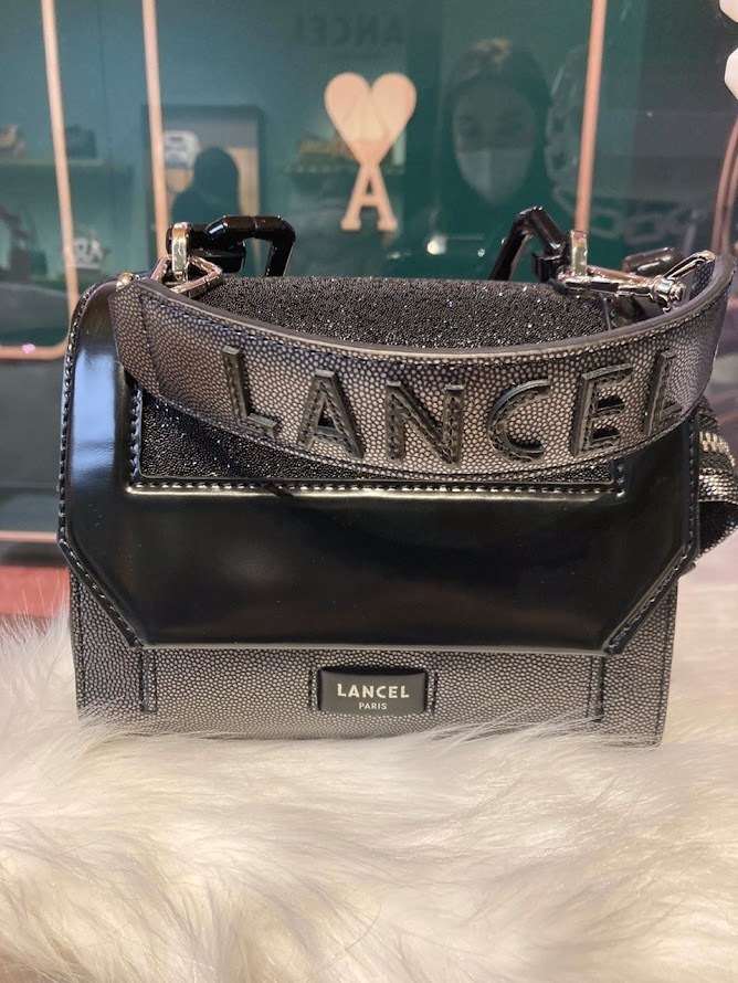 関税込/国内発】▽▽LANCEL 極太チェーン ハンドバッグ 2色