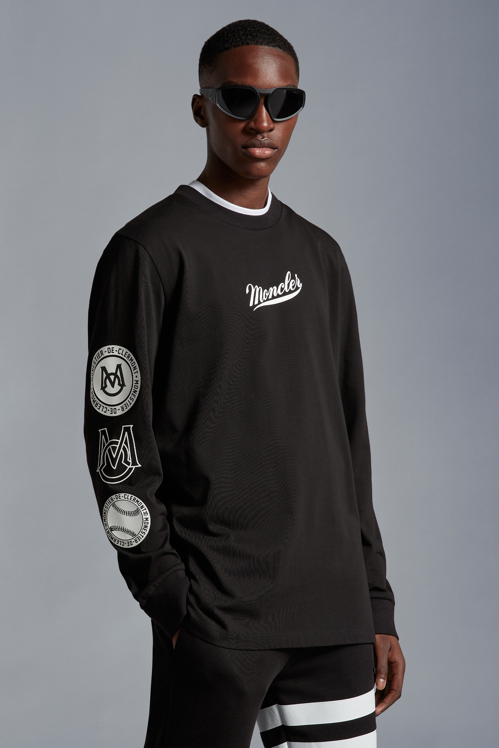 MONCLER2023春夏 レタリングロゴ入り クルーネック 長袖Tシャツ