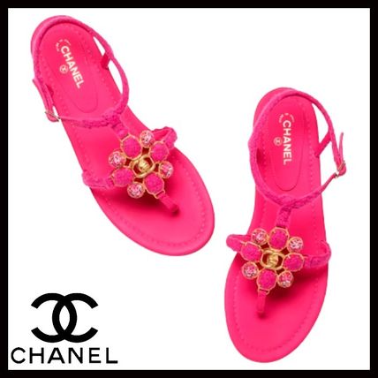 ピンク系 CHANEL(シャネル) サンダル・ミュール(レディース) - 海外 ピンク系 CHANEL(シャネル) サンダル・ミュール(レディース) - 海外
