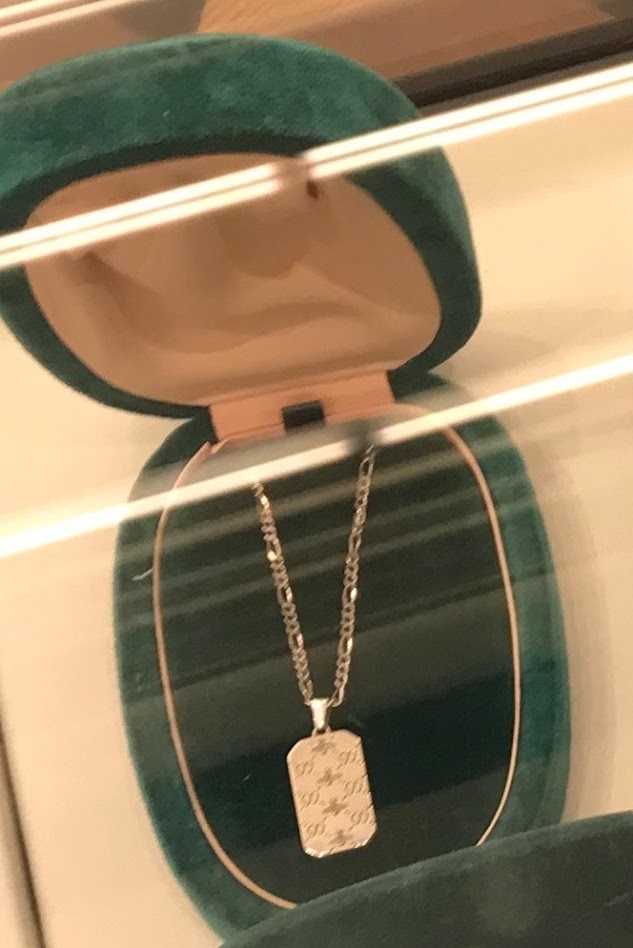 【関税込/国内発】GUCCI チェーンネックレス モノグラム×蜂