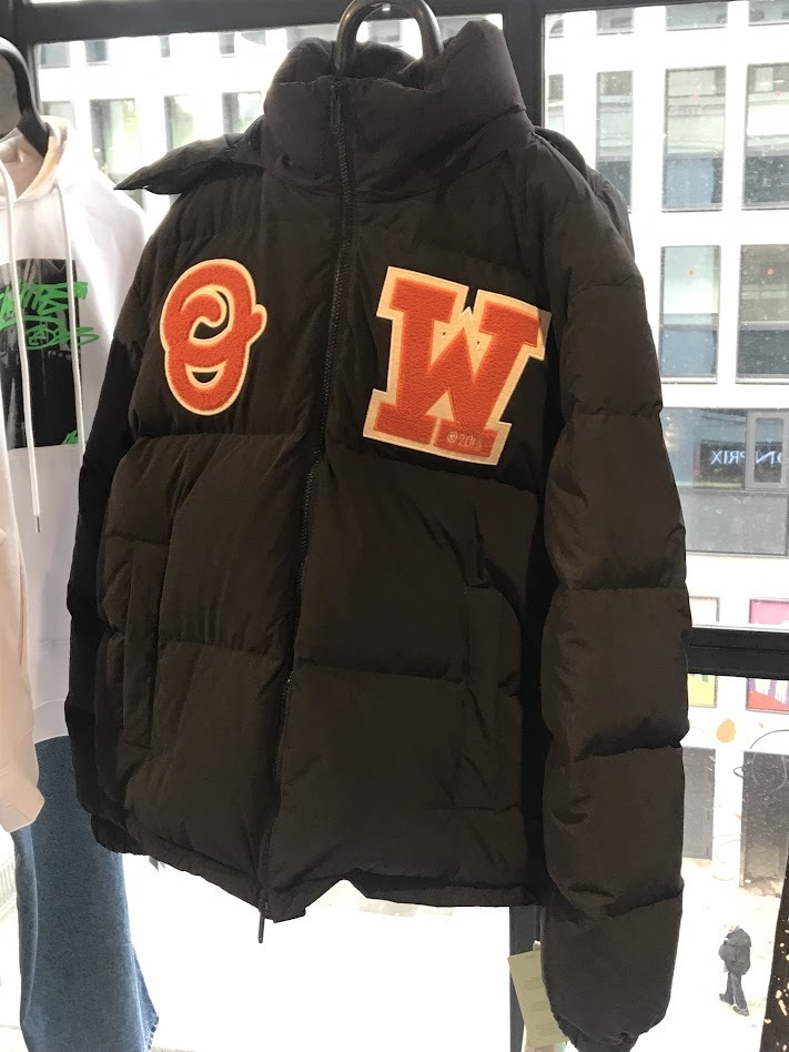 【関税込/国内発】Off-White アップリケ ダウンジャケット