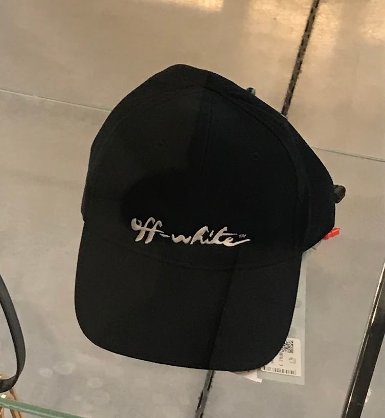 【関税込/国内発】Off-White ロゴ キャップ ギフト包装可