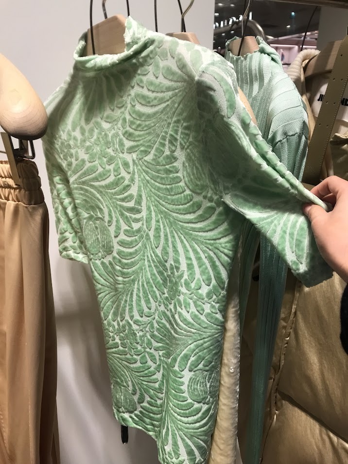 【関税込/国内発】ΞJil Sander 半袖トップス 立体デザイン